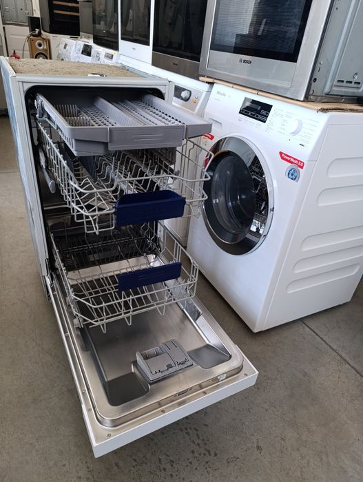 Съдомиялна за вграждане Siemens 45см