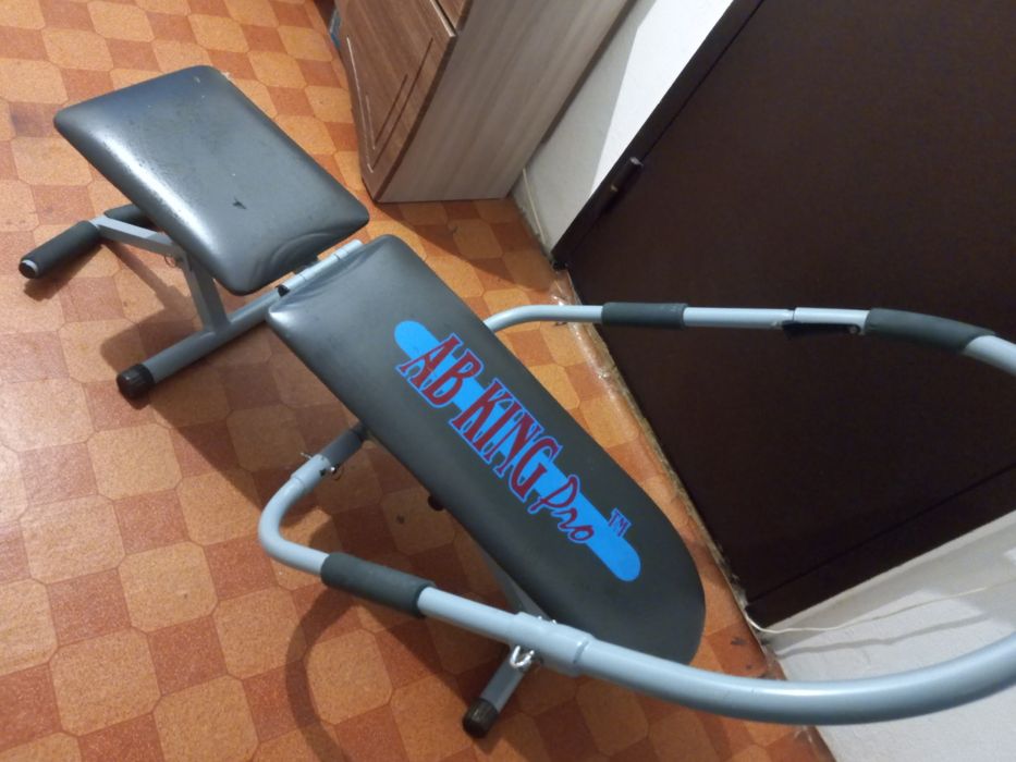 Продам тренажер для пресса