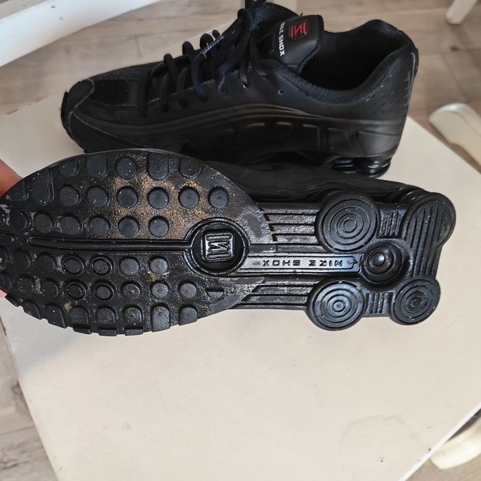 Vând Nike Shox  Nr 41