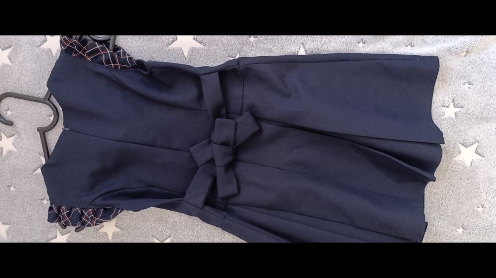 Продам школьный сарафан