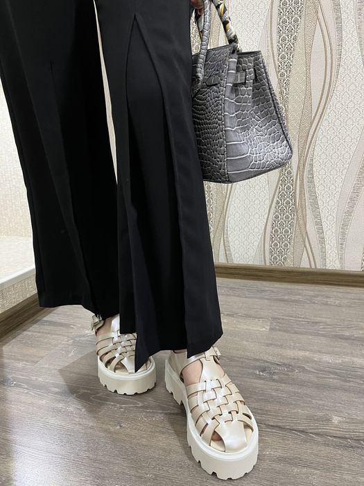 Новые женские брюки Zara