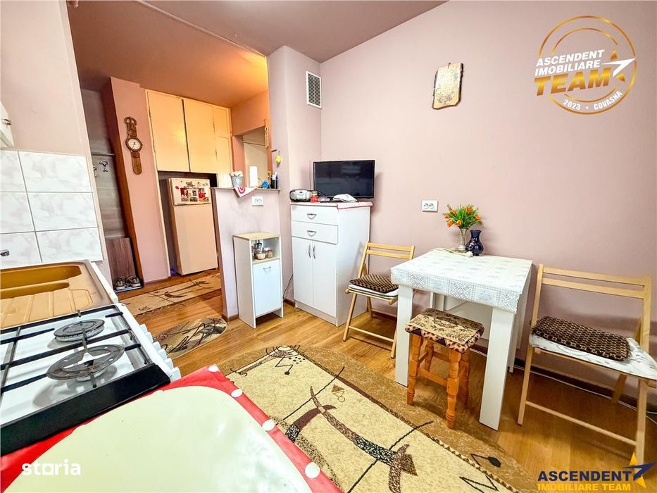 Apartament 2 camere, decomandat, etaj 2,  Lenin, Sfantu Gheorghe
