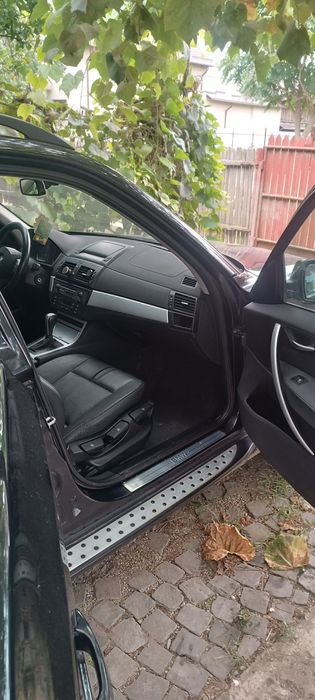 Vând BMW X3 X-Drive full opțiuni