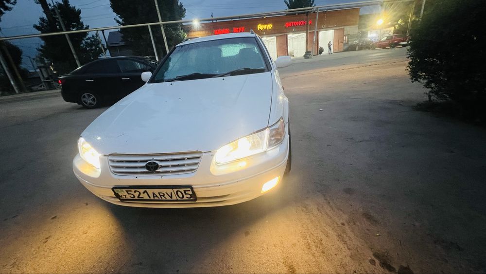 Тойта камри грация