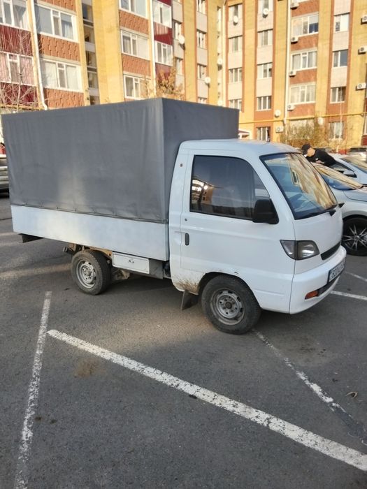 Автомобиль FAW 1010