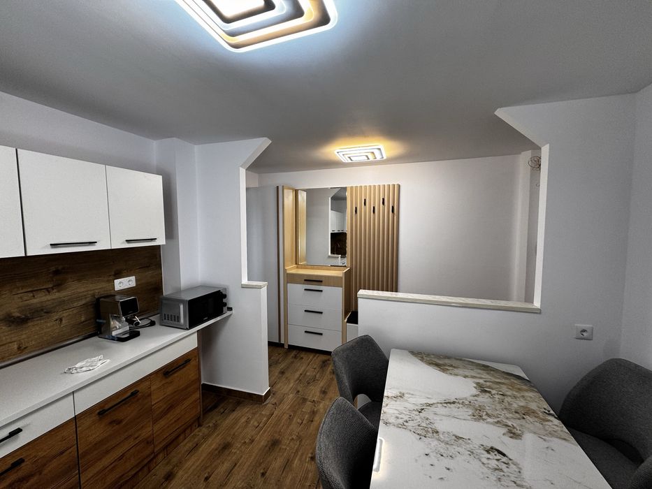 Apartament de inchiriat !