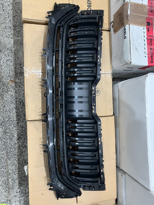 Skoda Kodiaq Предна Решетка Маска Шкода кодияк Нова Оригинална