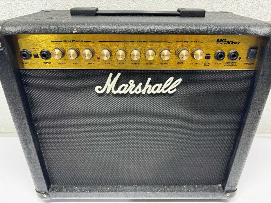 Кубе - Marshall MG30DFX