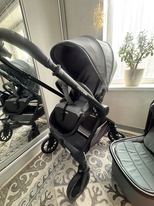 Продам коляску 2 в 1