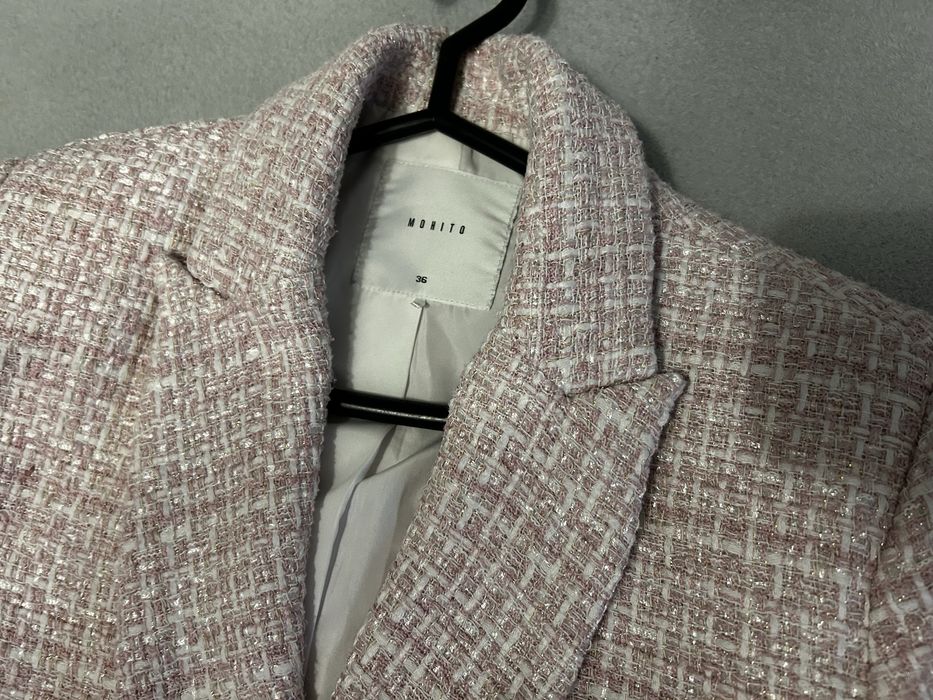 Дамско сако от букле