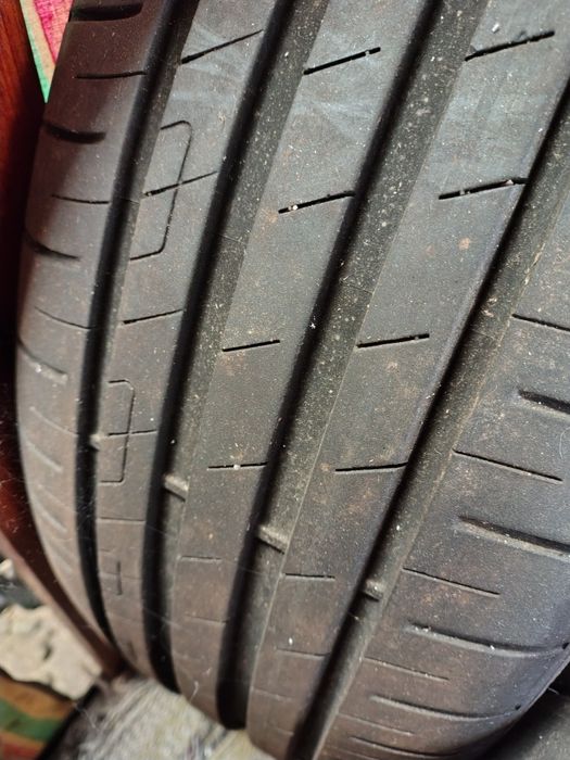 Anvelope Goodyear eficient grip 205/55/17 vara