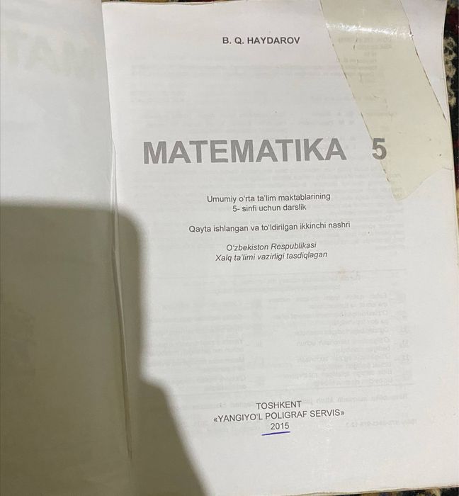 Matematika darsliklari sotiladi!