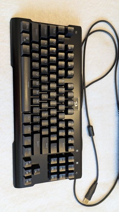 Tastatura Mecanica RGB Redragon Visnu - blue switches