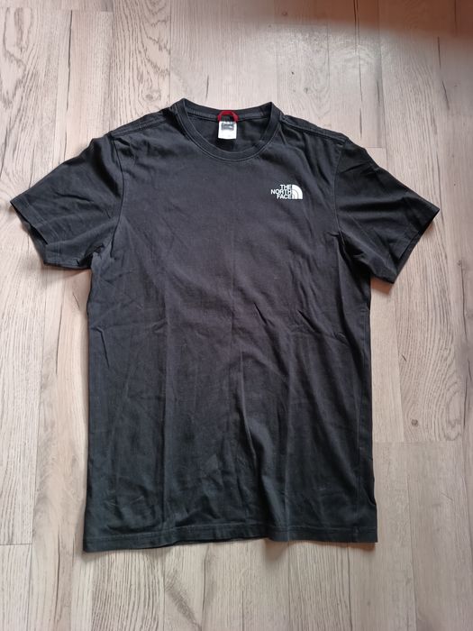 Tricou The North Face.