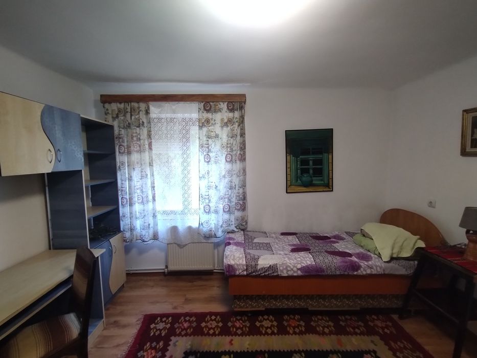Cameră de inchiriat