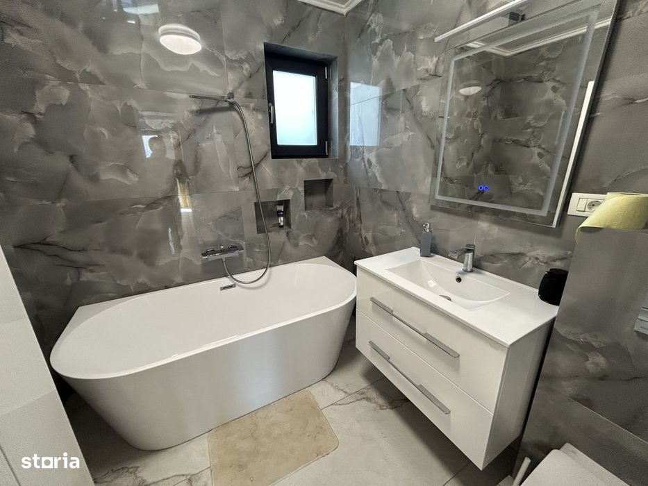 Vand vila noua LUX, an constr.2024,in Manduloc,la cheie.st.470 mp.