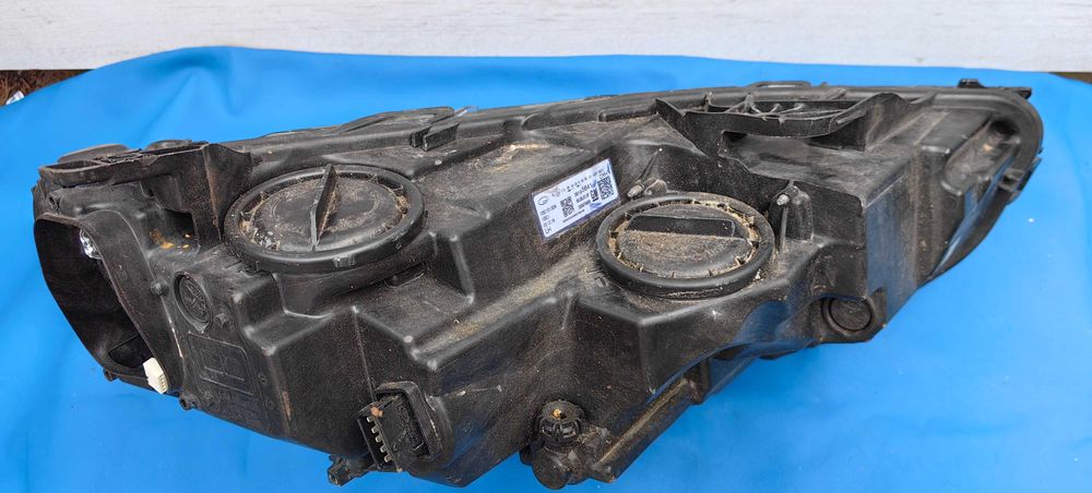 Ляв фар за Opel Insignia LED / Опел Инсигния Лед