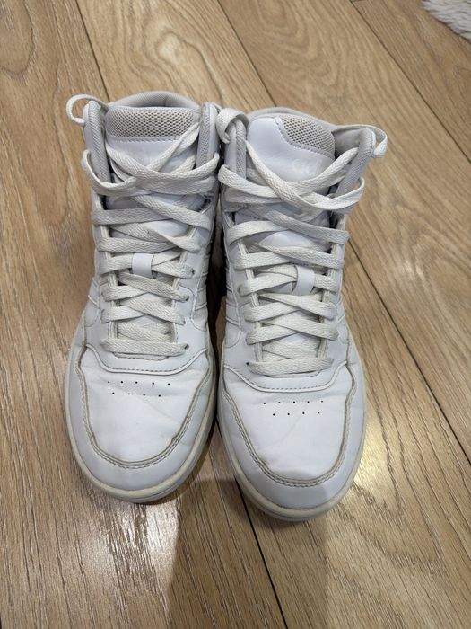 Маратонки adidas