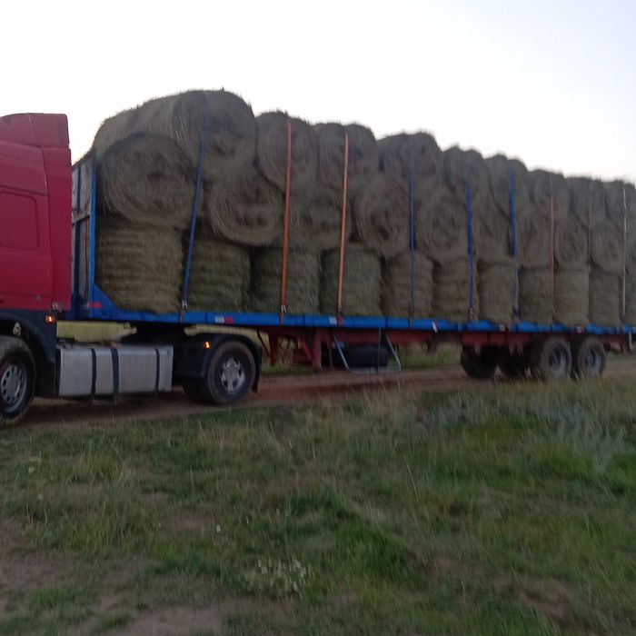 Сено продаеться разнотравье