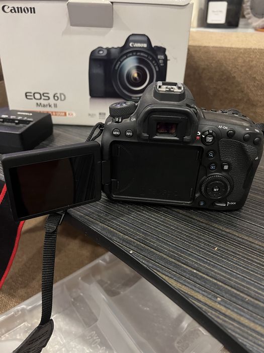 Canon EOS 6D Mark 2