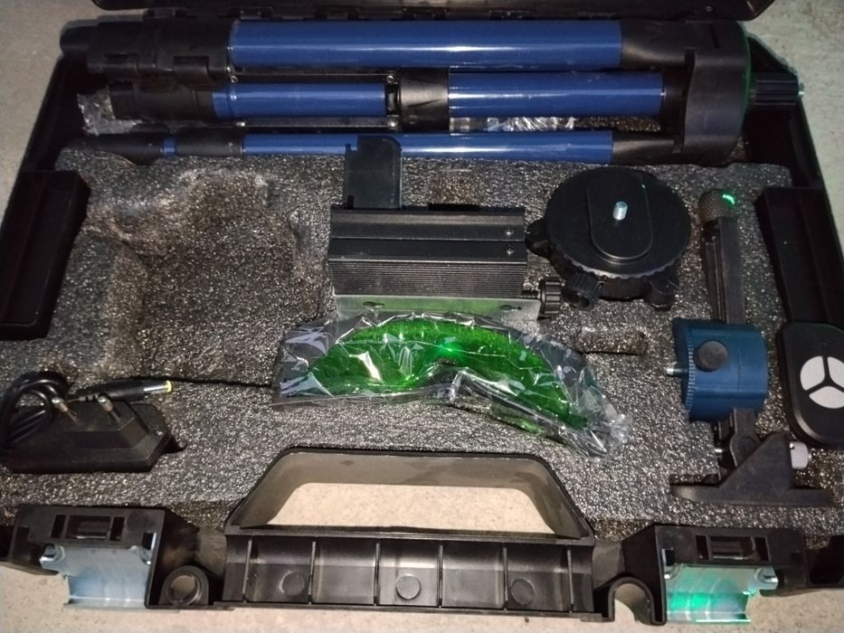 Bosch Lazer uruven sotiladi yangi ishlamagan hamma narsasi bor