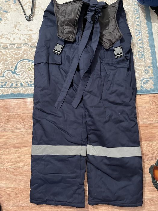 Продаю б/у спец.одежды