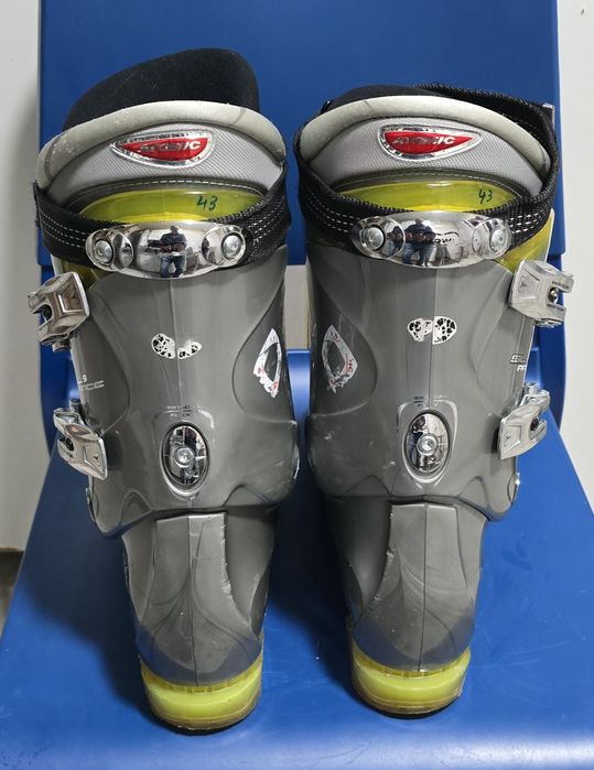 Vând clăpari Atomic nr 43