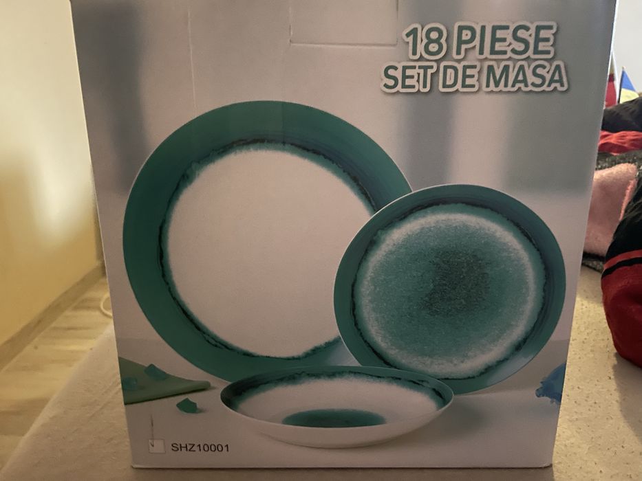 3 seturi vase noi