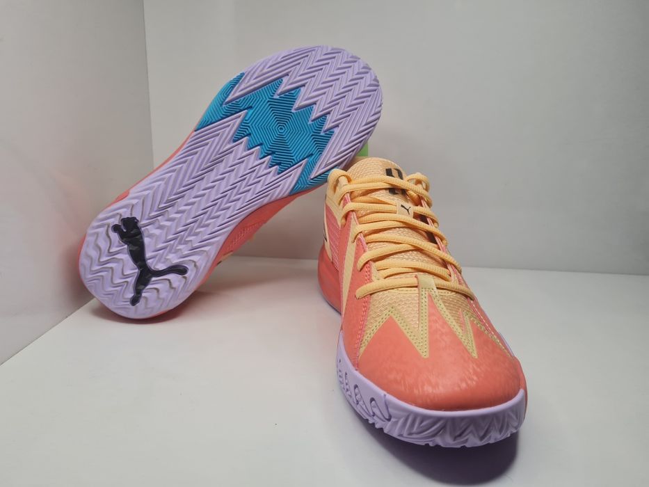 Баскетболни Puma Scoot 1

Чисто нови с кутия. 

Размер 41 стелка 26.5