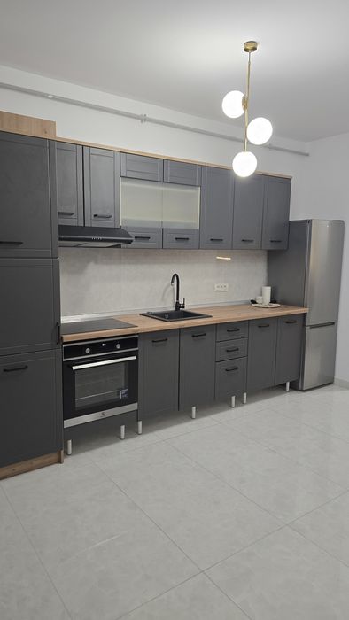 Închiriez apartament cu o camera