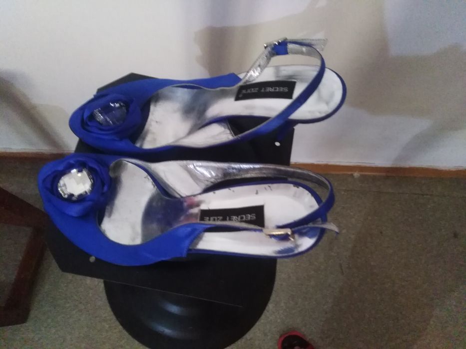 Туфли синего цвета