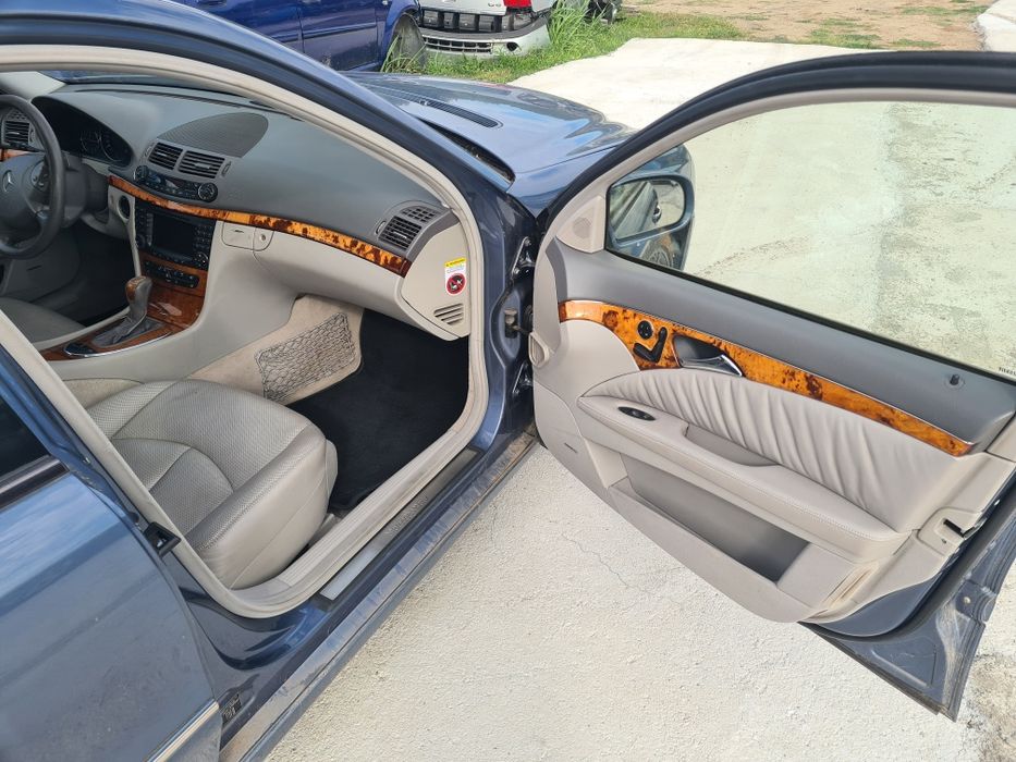 Мерцедес W211 Е класа 3.2,ЦДИ,224К.С. на части. Mercedes E klasa.