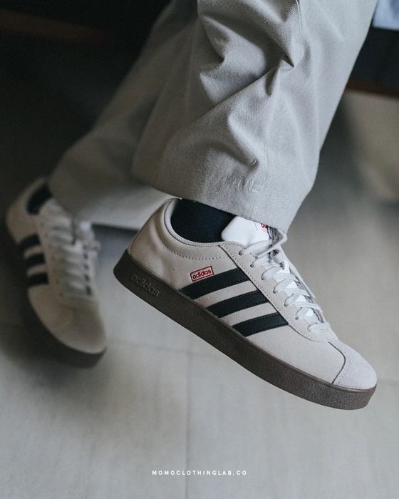 Adidasi Adidas VL Court piele intoarsa 42 43 44