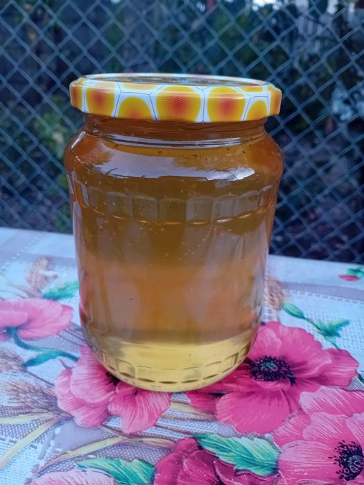 Miere naturală de vânzare