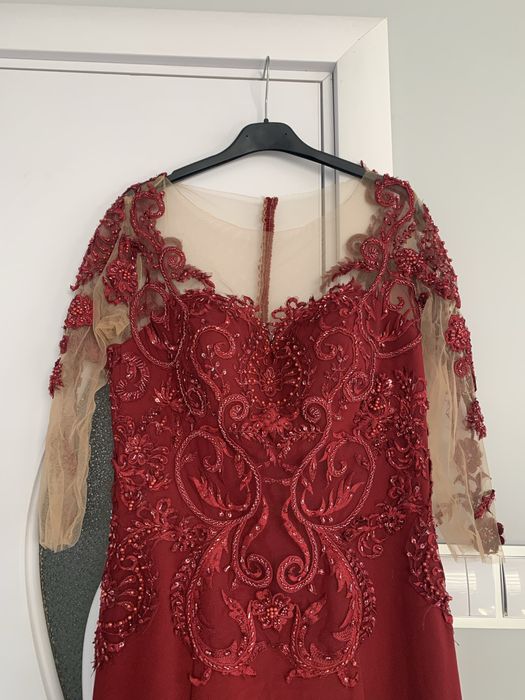 Червена дизайнерска Рокля