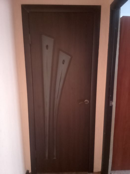Продам 4двери 60см само полотно