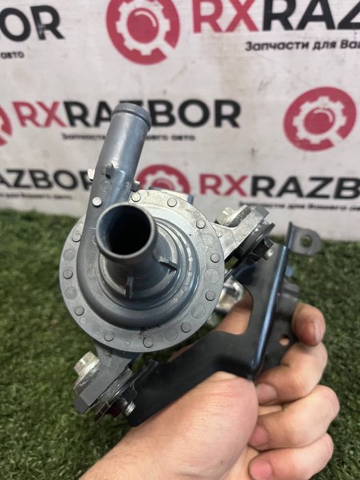 Помпа инвертора Lexus RX Лексус Рх 400h