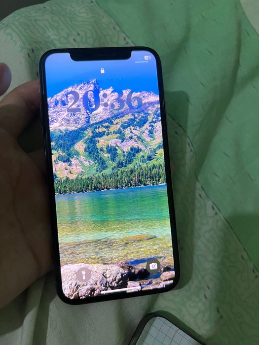 IPhone XS Lla 82 yomks