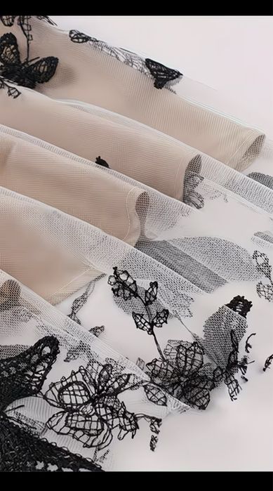 Елегантна мрежеста пола