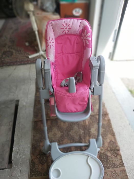 Детский стульчик для кормления