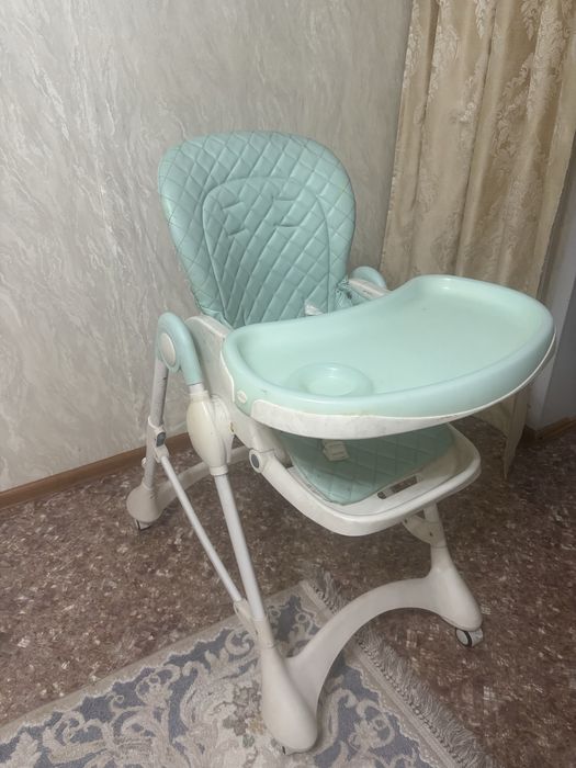 Продам детский стульчик для кормления, автолюльку