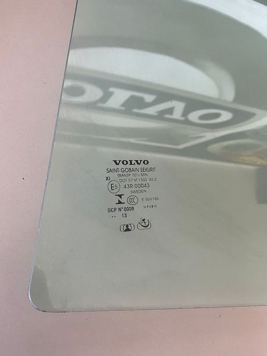 Geam duplex dublu laminat dreapta spate Volvo V60 D6 HYBRID 2014+ 31335329 31385421