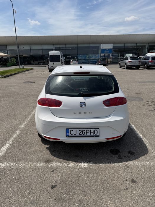 SEAT Leon 2012 — imagine 3