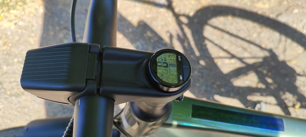 Велосипед с ассистентом Giant Faster E+