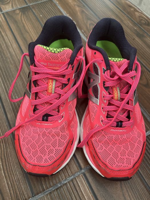 Оригинални дамски маратонки New balance Skechers Adidas Nike