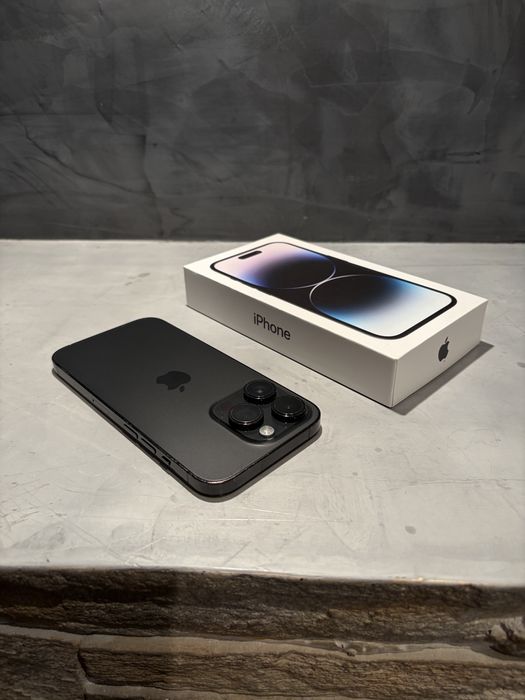 Перфектен Iphone 14 Pro Black 128 GB