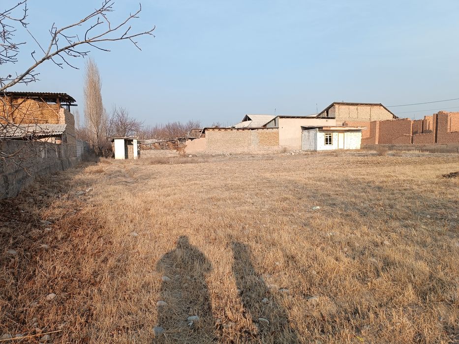 Fargona Quvasoy yo'lida Chekda 17.5 sotik tugallanmagan uchastka sroch