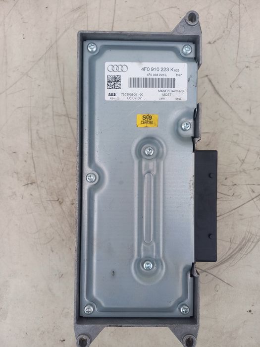 Усилвател Audi A6 4F