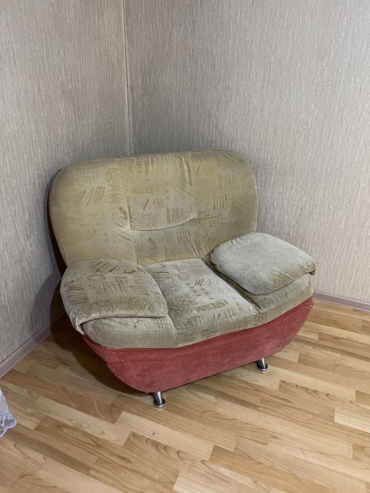 Продам диван тройка