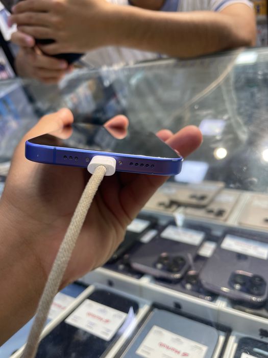 Iphone16 ozi kok rang 128gb